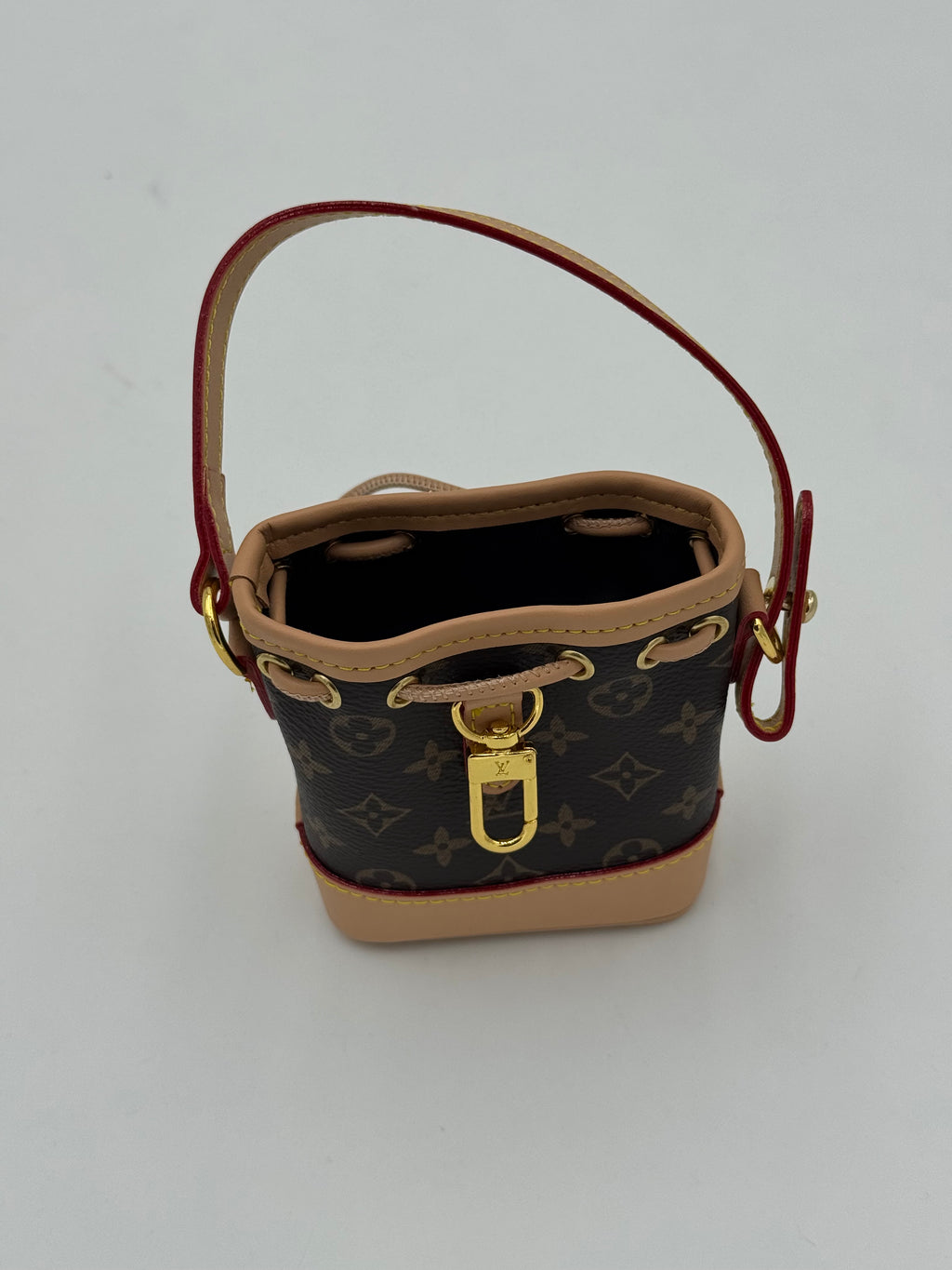 Charm/portachiavi secchiello