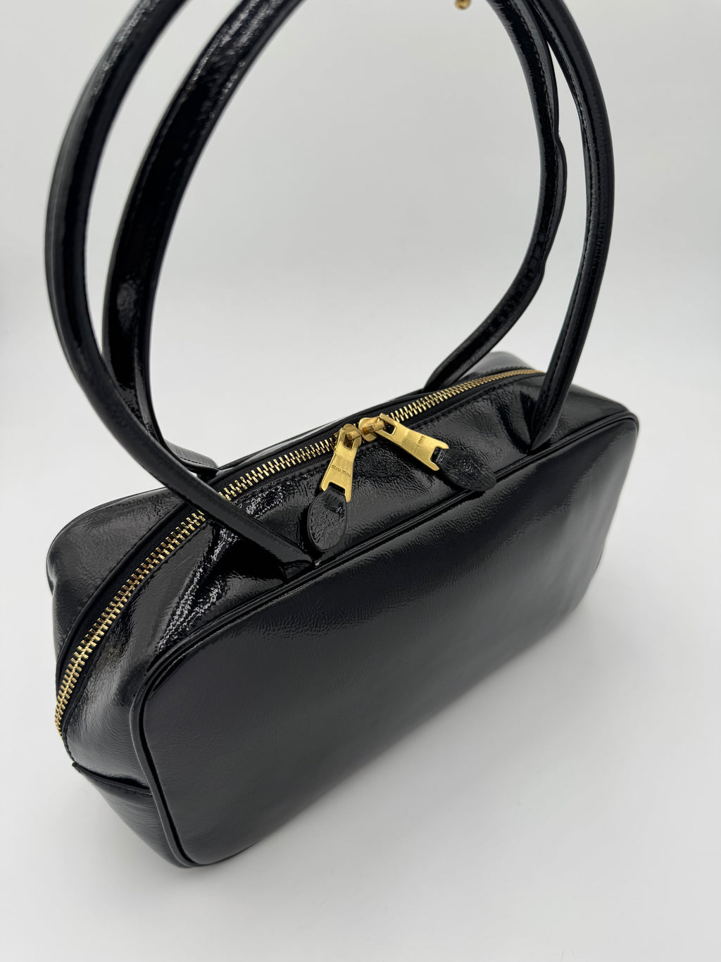 Borsa vernice 28 cm